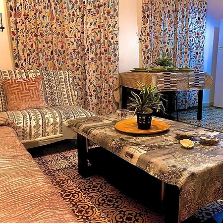Violeta Apartment With Cozy Balcony Sevilla Exterior foto