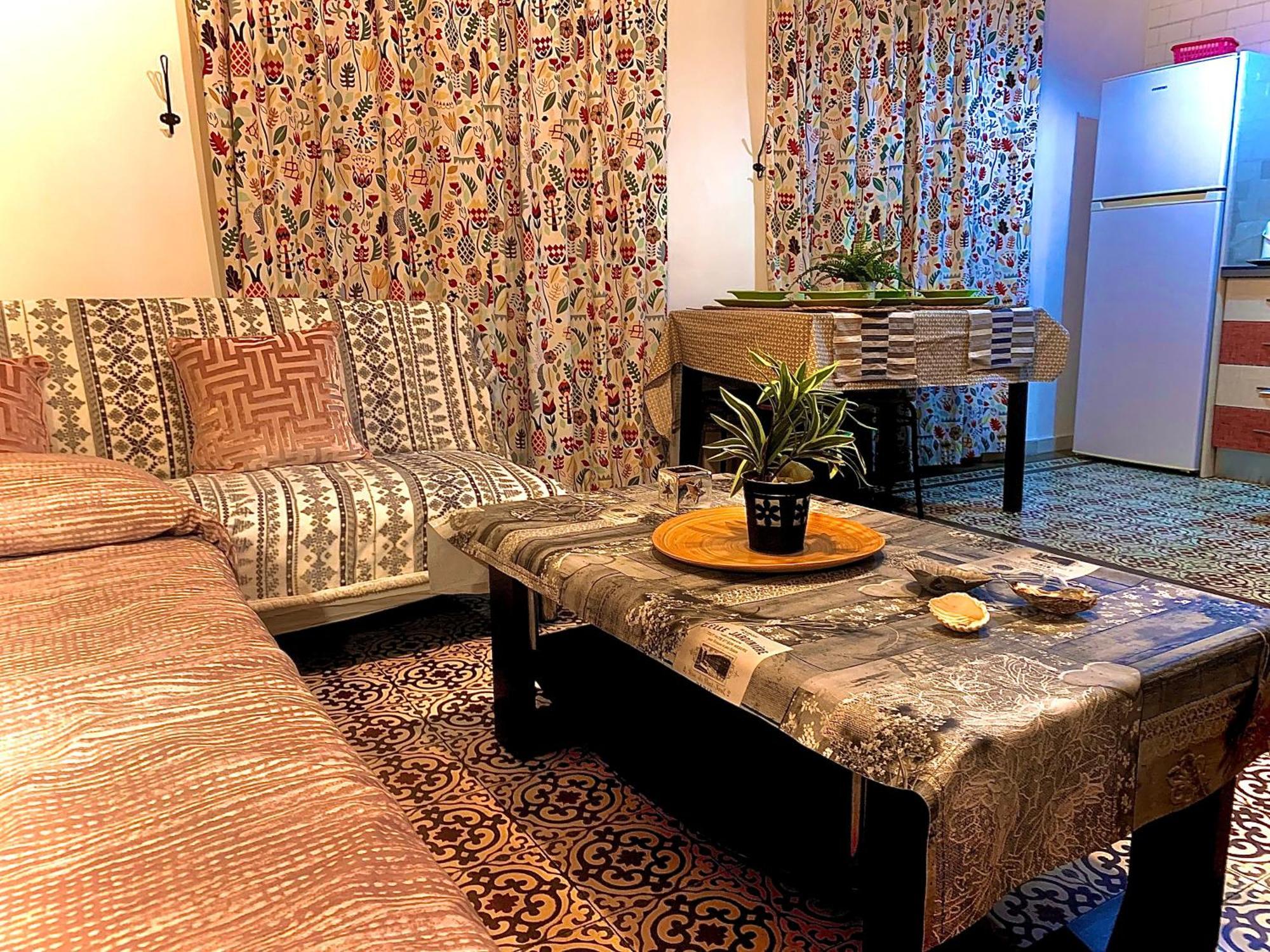 Violeta Apartment With Cozy Balcony Sevilla Exterior foto